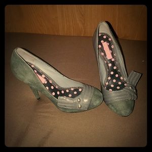 Betsey Johnson pumps